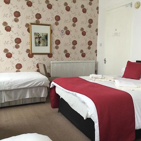 The Dunn Thing Guest House Еър Стая снимка