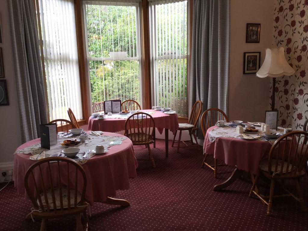 The Dunn Thing Guest House Еър Екстериор снимка