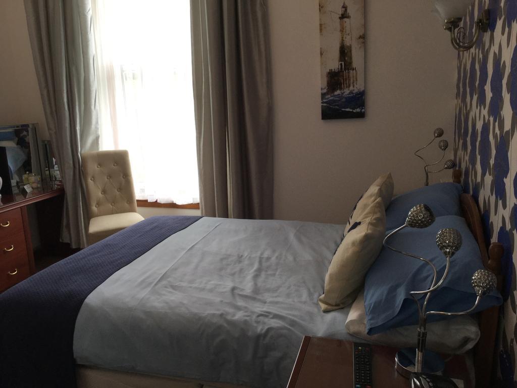 The Dunn Thing Guest House Еър Стая снимка