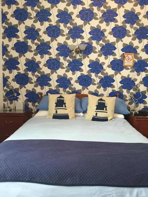The Dunn Thing Guest House Еър Стая снимка