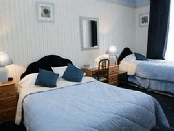 The Dunn Thing Guest House Еър Екстериор снимка